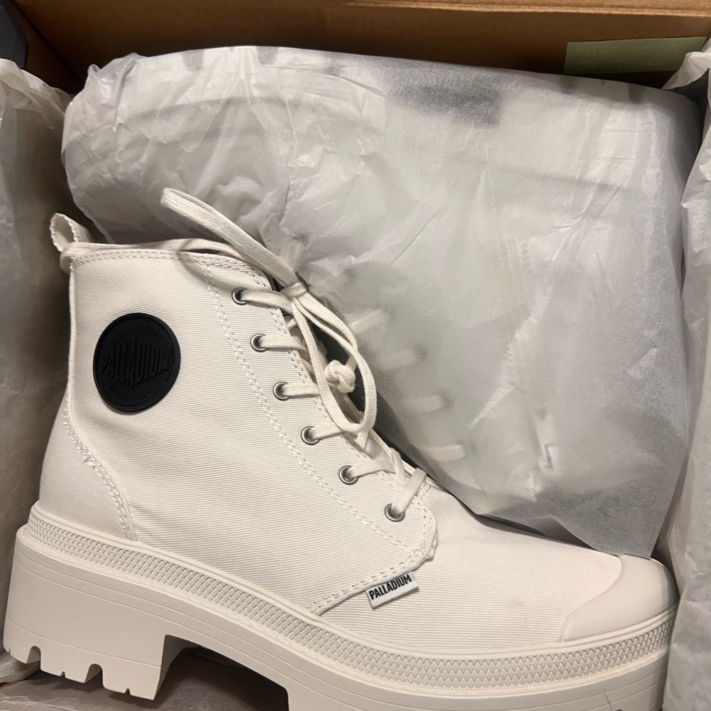 Palladium White Lace Up Boots with Chunky Sole